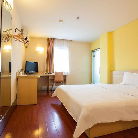 7Days Inn Guiyang Posts And Telecommunications Building מראה חיצוני תמונה