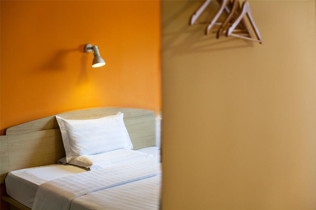 7Days Inn Guiyang Posts And Telecommunications Building מראה חיצוני תמונה